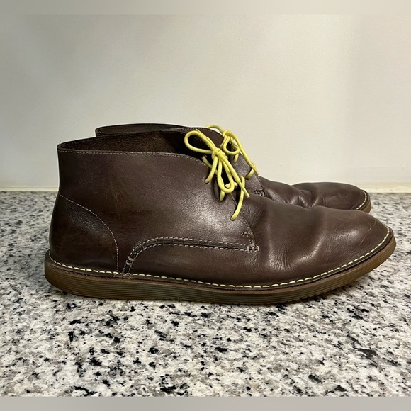 Clarks Darning Leather Chukka Boots - Picture 1 of 12